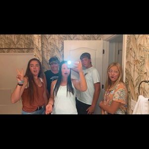 Meet your Posher, Ashton